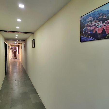 The Ashoka Inn 300Mts Walkable From Mall Road Шимла Экстерьер фото